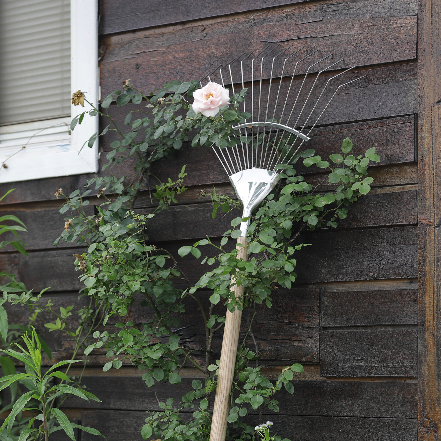 Stainless Steel Lighter Range Leaf Rake