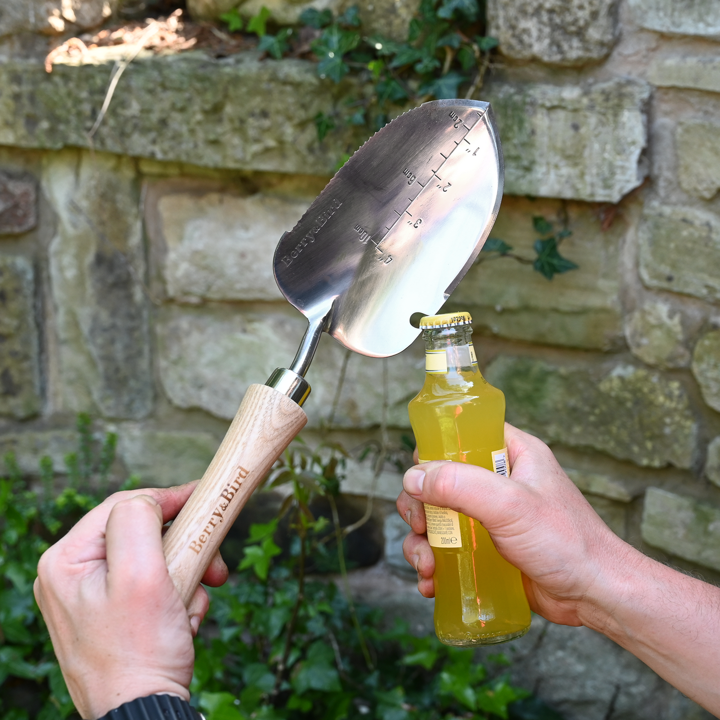 Stainless Steel Serrated Hand Trowel